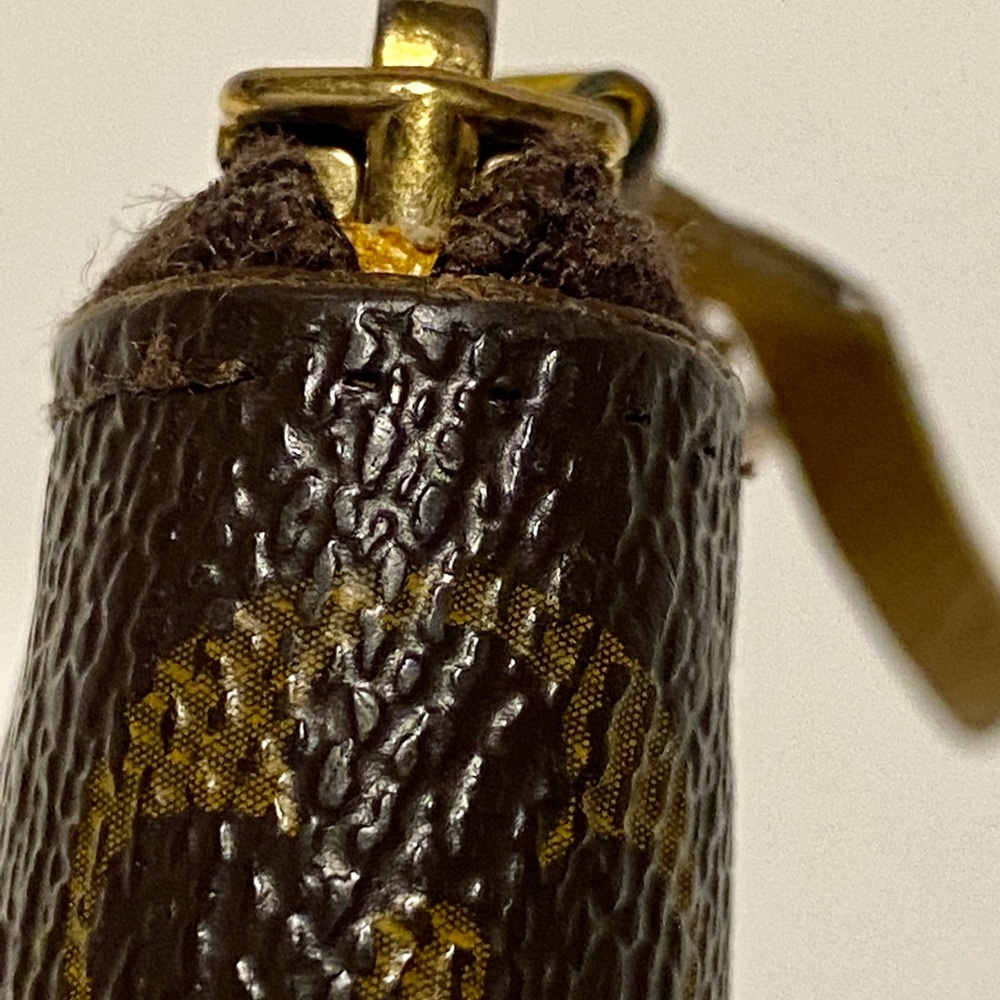 Authentic lv - Picture 10 of 15